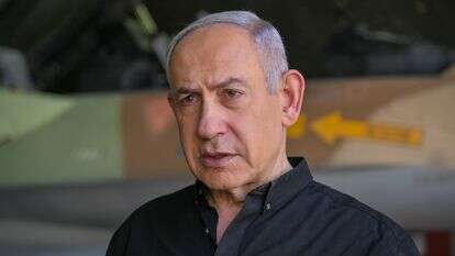 רה"מ נתניהו בביקור בבסיס רמון | קובי גדעון, לע"ם