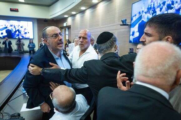 ח"כ ואטורי בדיון על מינוי ח"כ מילביצקי ליו"ר ועדת הכספים | חיים גולדברג, פלאש 90 ח"כ ואטורי בדיון על מינוי ח"כ מילביצקי ליו"ר ועדת הכספים | חיים גולדברג, פלאש 90