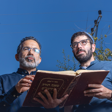 קמים מהחורבן | יוסי אלוני