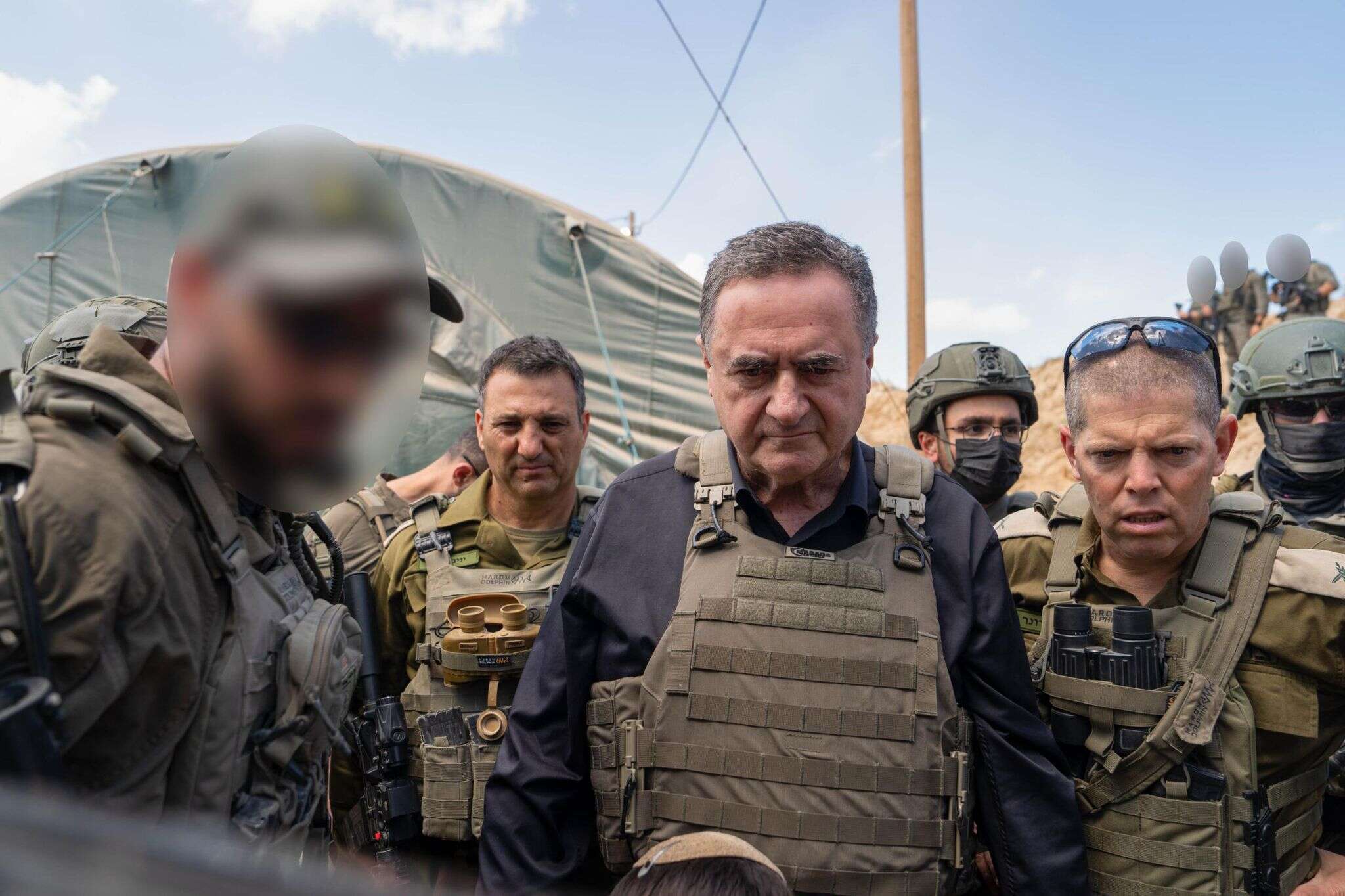 שר הביטחון: „עדיין מחויבים ליעד של פירוק חיזבאללה מנשקו”