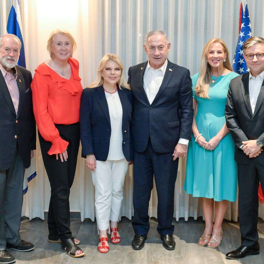 יו"ר בית הנבחרים האמריקני מייק ג'ונסון (מימין) עם נתניהו בשילה | מעיין טואף, לע"ם יו"ר בית הנבחרים האמריקני מייק ג'ונסון (מימין) עם נתניהו בשילה | מעיין טואף, לע"ם