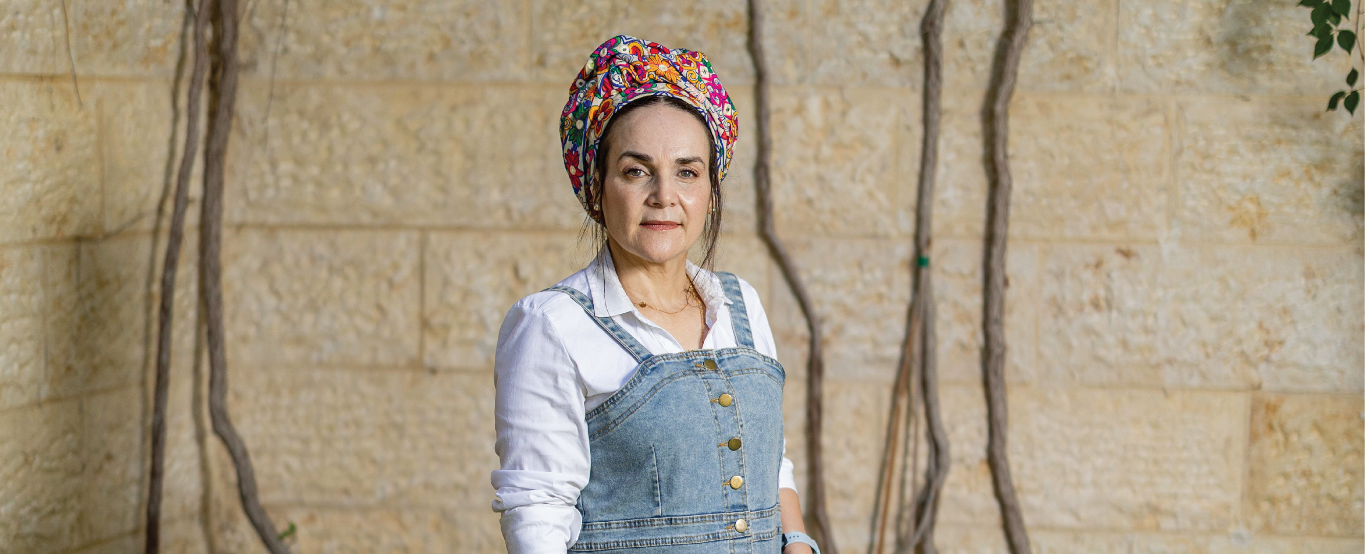 אוסי אבן־צור | נעמה שטרן