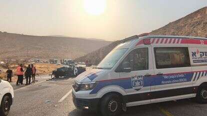 צוותי זק"א מטפלים בתאונה סמוך למעלה אפרים | דוברות זק"א