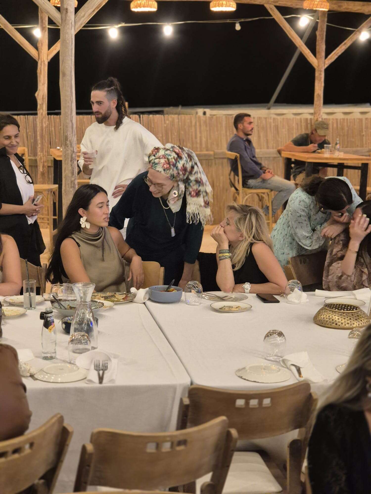 דיצה או רעם נועה ארגמני בחתונתה של אמונה אור | פורום תקווה דיצה או רעם נועה ארגמני בחתונתה של אמונה אור | פורום תקווה