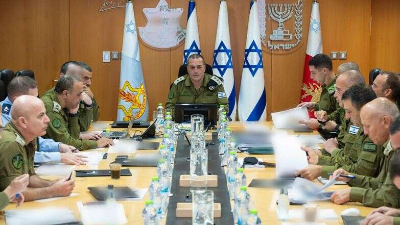 הרמטכ"ל אייל זמיר דן בפורום מטכ"ל על העקרונות ליישום התוכנית לכיבוש עזה, השבוע | דובר צה"ל הרמטכ"ל אייל זמיר דן בפורום מטכ"ל על העקרונות ליישום התוכנית לכיבוש עזה, השבוע | דובר צה"ל