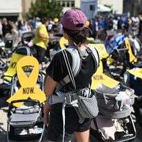פעולת אמהות ועגלות בכיכר החטופים | ליאור רוטשטיין