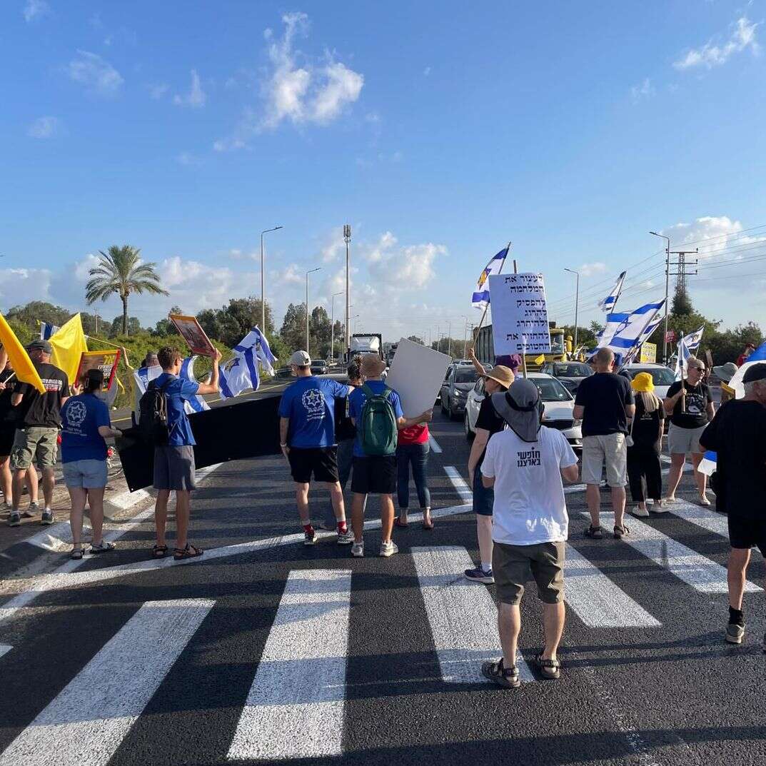יום השיבוש: צומת העוגן, עמק חפר | גלי ספיבק