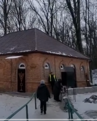 ציון האדמו"ר הזקן, רבי שניאור זלמן מלאדי, באוקראינה | צילום מסך מיוטיוב ציון האדמו"ר הזקן, רבי שניאור זלמן מלאדי, באוקראינה | צילום מסך מיוטיוב