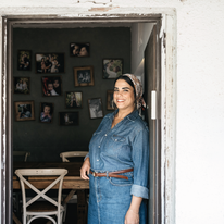 חני אוהד אטיאס | אבישג שאר ישוב