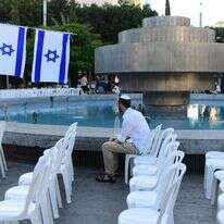 כיכר דיזנגוף בימים נוראים, תשרי תשפ"ד | תומר נויברג - פלאש 90