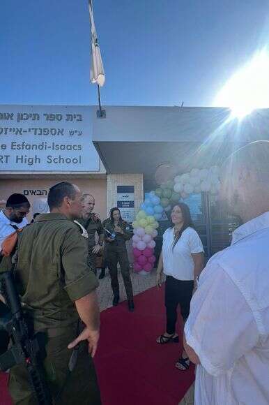 מפקד פיקוד העורף, אלוף שי קלפר, בביקור לחטיבת הביניים "מנור אילון" בקיבוץ אילון במועצה אזורית מטה אשר | דובר צה"ל מפקד פיקוד העורף, אלוף שי קלפר, בביקור לחטיבת הביניים "מנור אילון" בקיבוץ אילון במועצה אזורית מטה אשר | דובר צה"ל