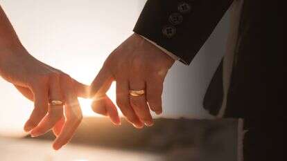 חתונה ממבט שני | שאטרסטוק