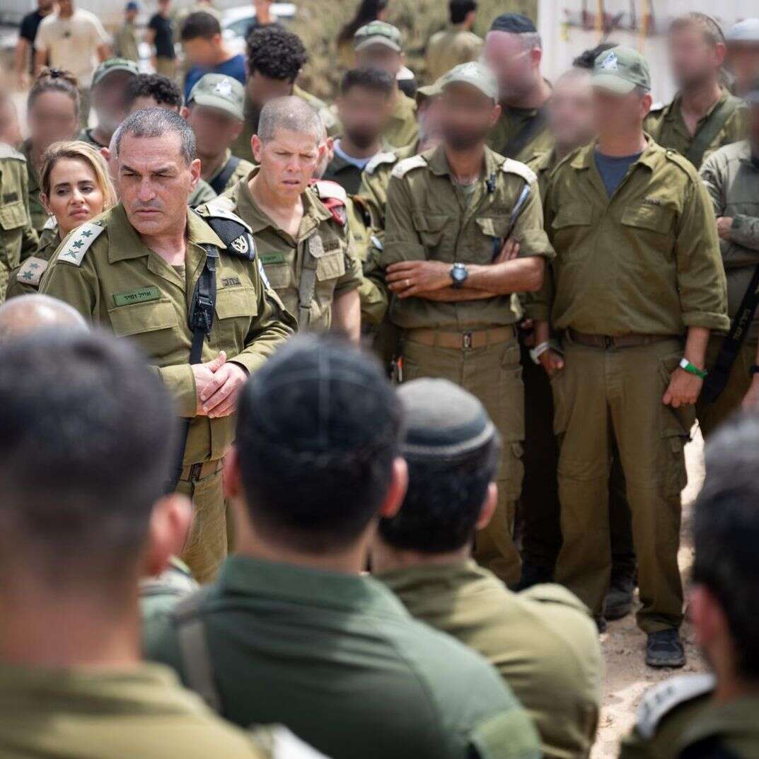 הרמטכ"ל משוחח עם לוחמי המילואים, היום | דובר צה"ל הרמטכ"ל משוחח עם לוחמי המילואים, היום | דובר צה"ל