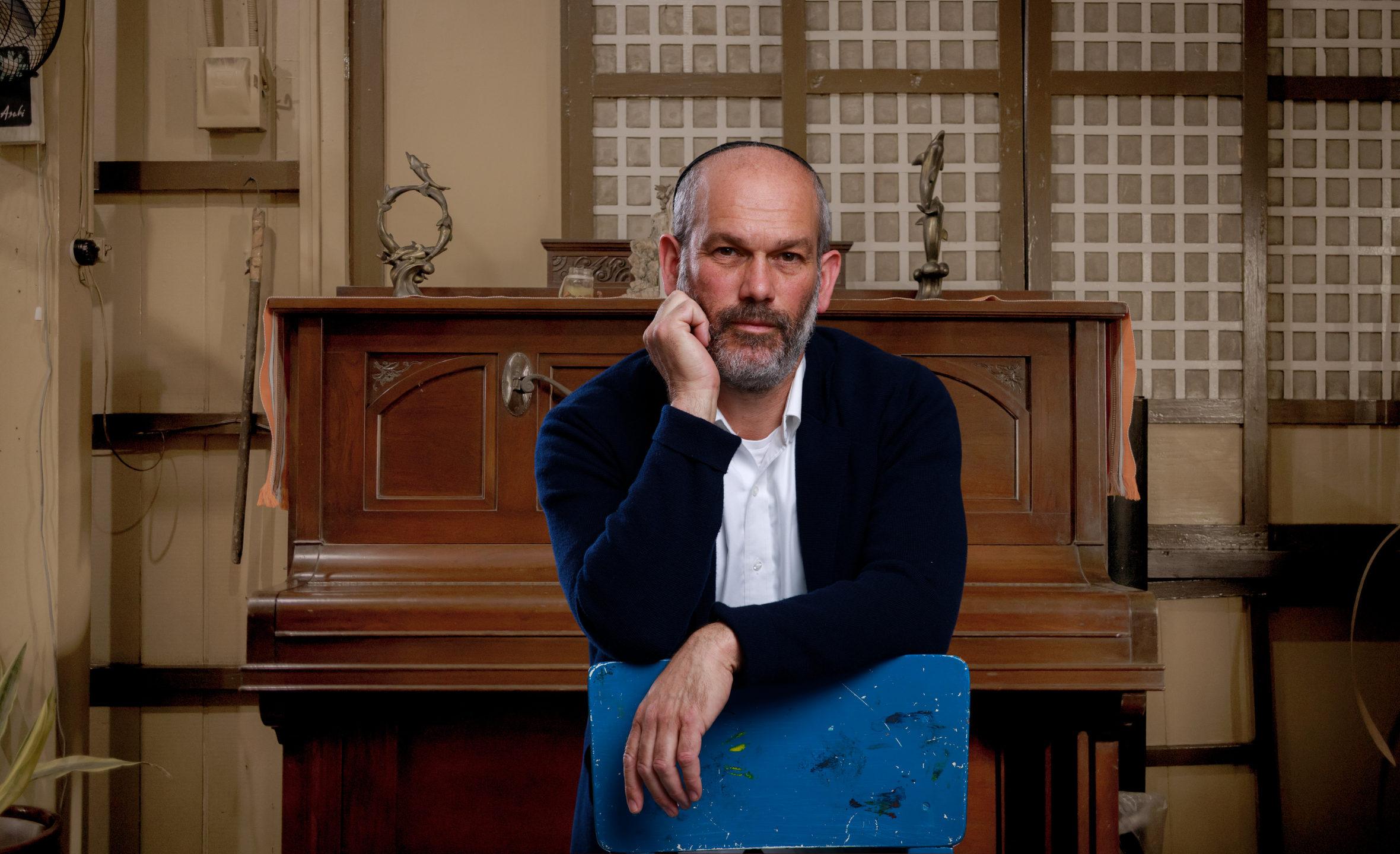 הזמר יונתן רזאל קיבל שבץ מוחי, ואושפז במצב קשה