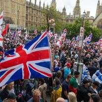 הפגנת הימין הבריטי בלונדון | EPA/TAYFUN SALCI