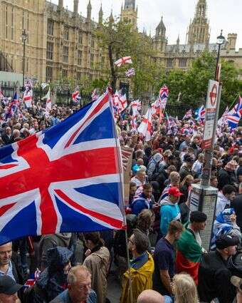 הפגנת הימין הבריטי בלונדון | EPA/TAYFUN SALCI