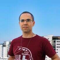 הקו האדום | אנצ'ו ג'וש, ג'יני