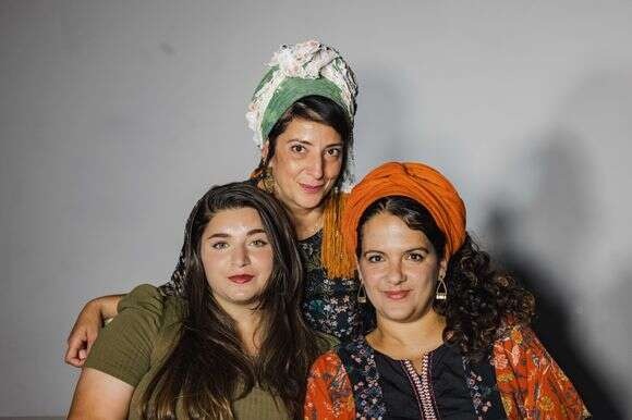 הצגת תכלית | מאיה אשל