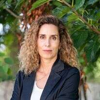 מילי שוורצמן | אביטל הירש