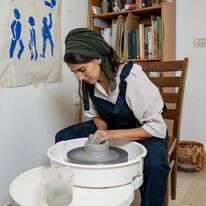 כחומר ביד היוצר דף הבית | נעמה שטרן