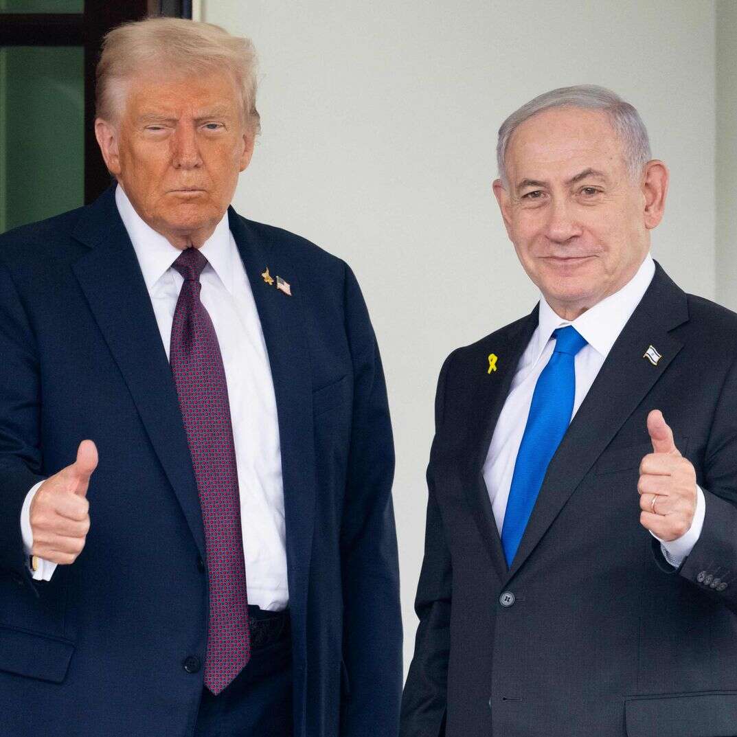 נשיא ארה"ב דונלד טראמפ מקבל את פני ראש הממשלה בנימין נתניהו בבית הלבן, היום | AFP