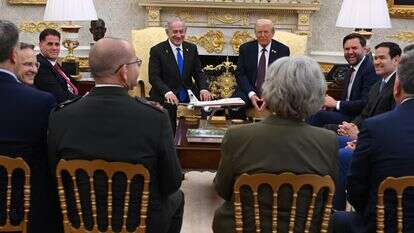 נתניהו, טראמפ וצוותיהם בבית הלבן | אבי אוחיון/ לע״מ