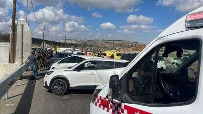 זירת פיגוע הדריסה בצומת המנהרות | תיעוד מבצעי מד"א