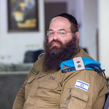 אביגדור דיקשטיין | יוסי אלוני