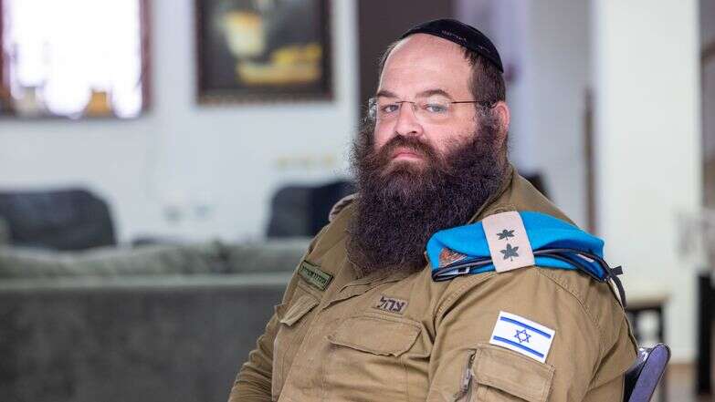 אביגדור דיקשטיין | יוסי אלוני