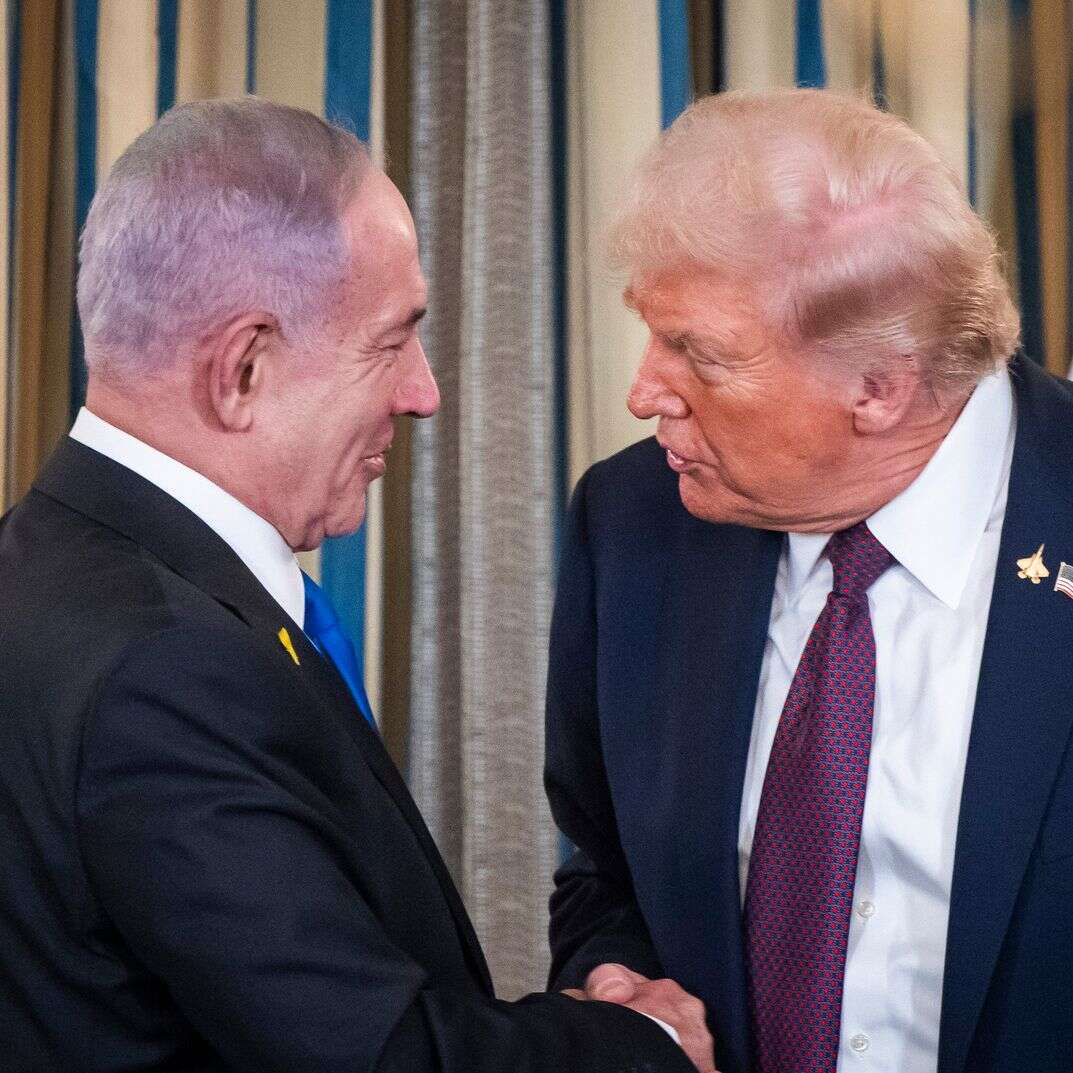 נשיא ארה"ב דונלד טראמפ וראש הממשלה בנימין נתניהו במסיבת העיתונאים בבית הלבן | EPA נשיא ארה"ב דונלד טראמפ וראש הממשלה בנימין נתניהו במסיבת העיתונאים בבית הלבן | EPA