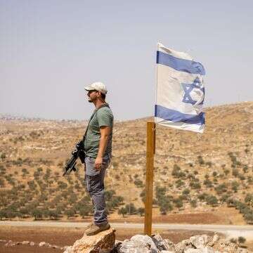 חוות מצודת דוד, אלקנה ליבמן, רכז קרקעות | אריק סולטן חוות מצודת דוד, אלקנה ליבמן, רכז קרקעות | אריק סולטן