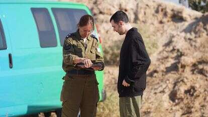 גיא גלבוע דלאל עם נציגי צה"ל | דובר צה"ל גיא גלבוע דלאל עם נציגי צה"ל | דובר צה"ל