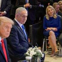 ראש הממשלה בנימין נתניהו ונשיא ארה"ב דונלד טראמפ בפגישתם בכנסת עם משפחות שכולות, משפחות חטופים ופצועי צה"ל | מעיין טואף / לע״מ