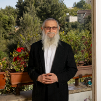 מלמד זכות | נעמה שטרן מלמד זכות | נעמה שטרן