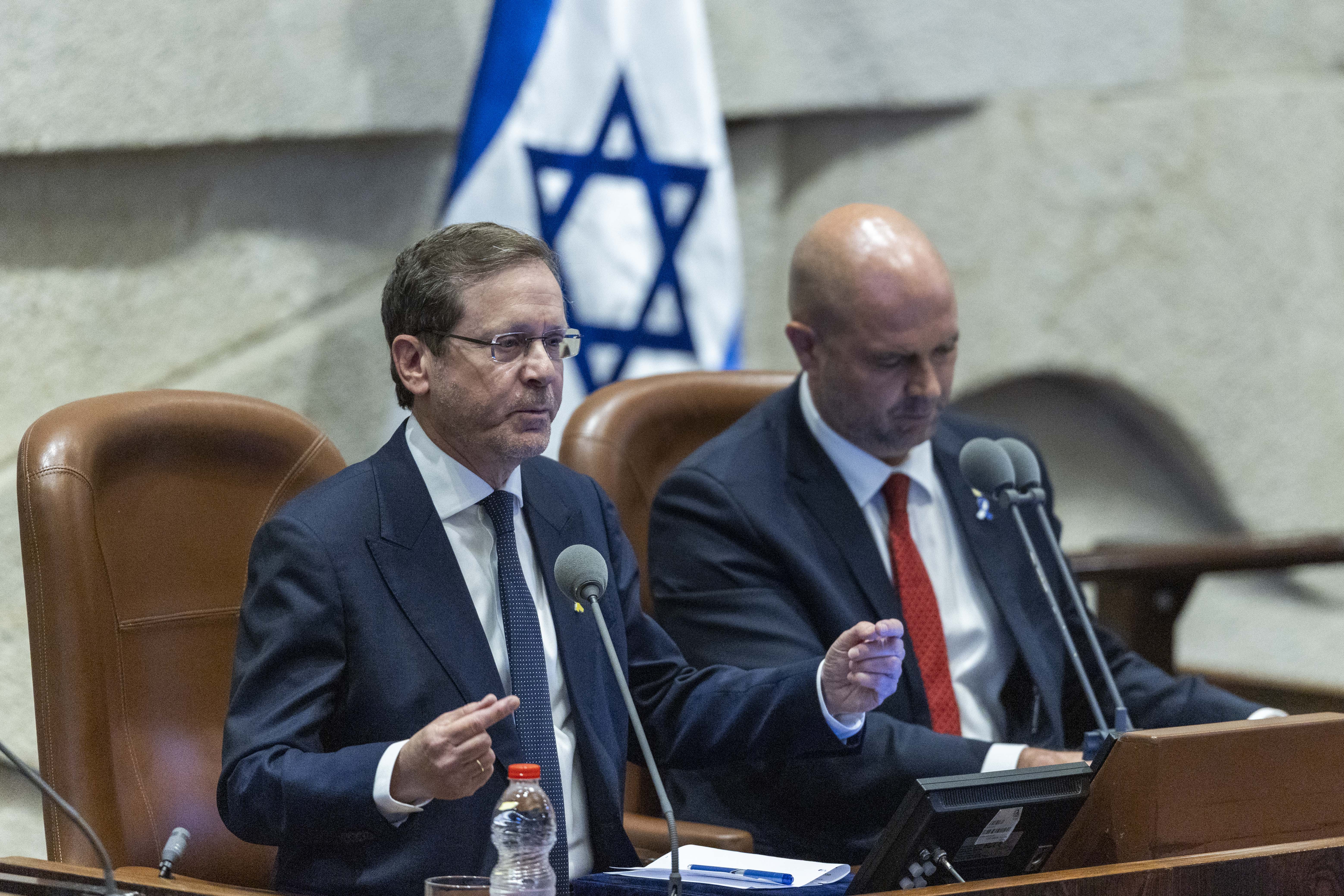 הנשיא יצחק הרצוג בטקס פתיחת מושב החורף של הכנסת | חיים גולדברג - פלאש 90 הנשיא יצחק הרצוג בטקס פתיחת מושב החורף של הכנסת | חיים גולדברג - פלאש 90