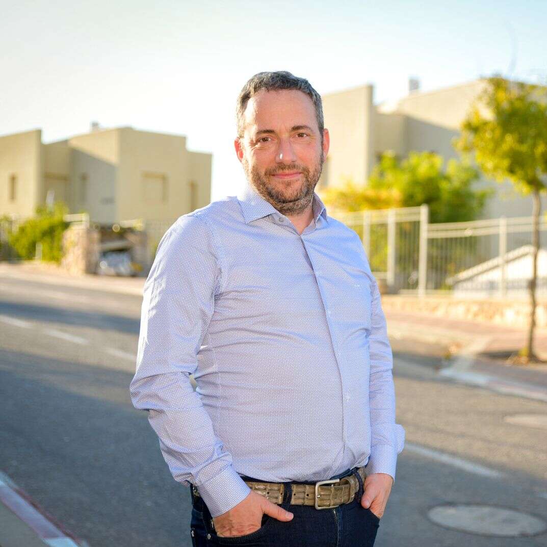 מצודת זאב דף הבית | פני אלימלך מצודת זאב דף הבית | פני אלימלך
