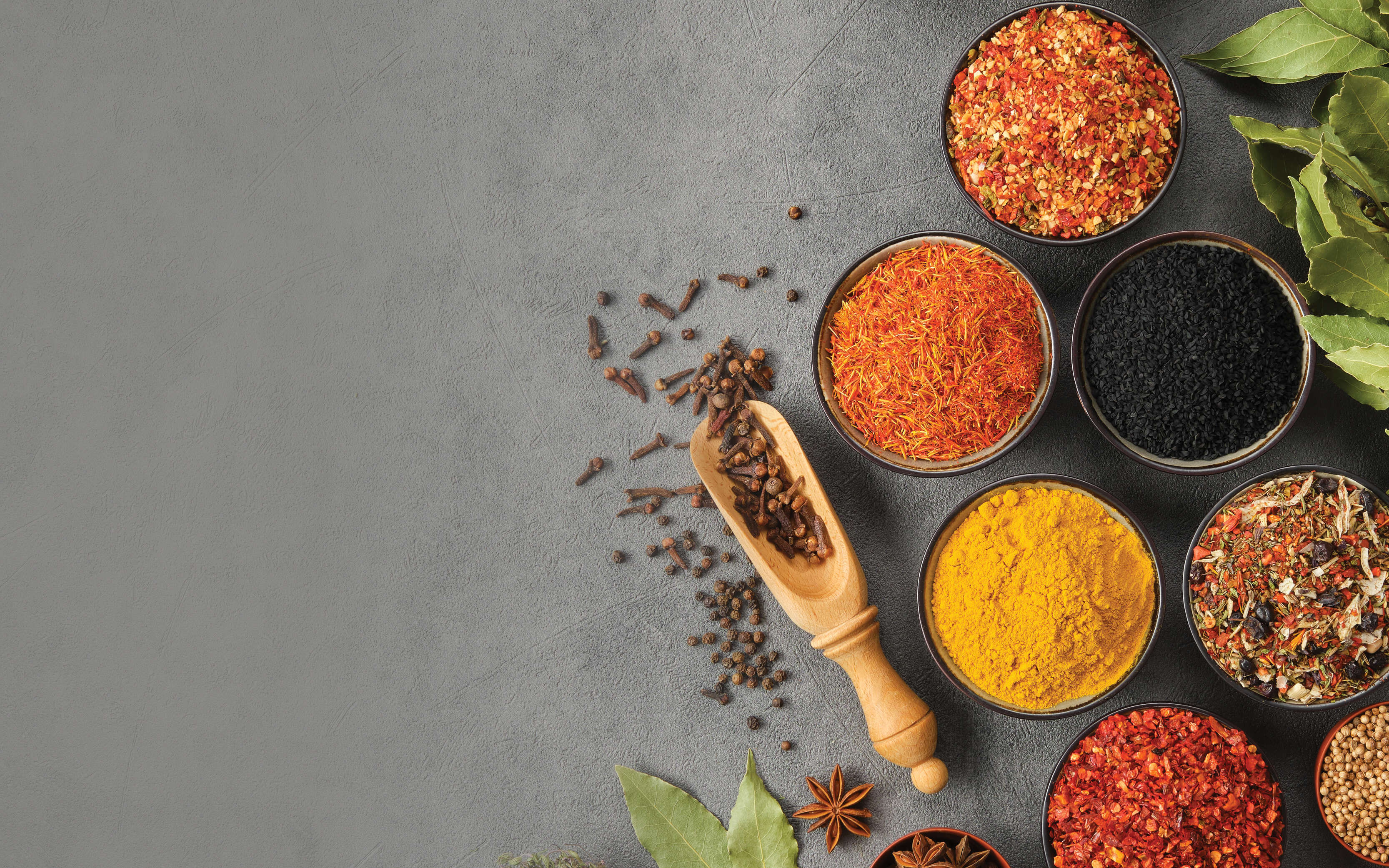 סגולות התבלינים | שאטרסטוק סגולות התבלינים | שאטרסטוק