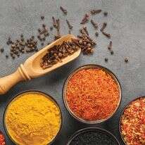 סגולות התבלינים | שאטרסטוק