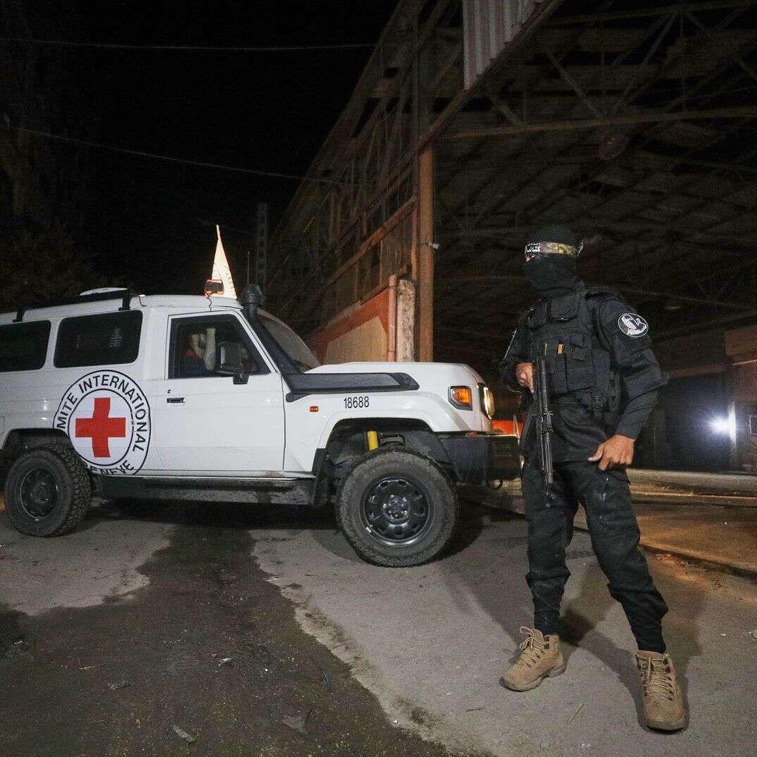 העברת ארונות חללים מעזה לישראל | AP