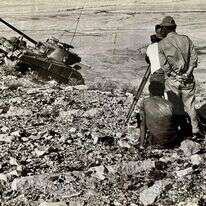 הדימויים הקולנועיים המוכרים ממלחמת ששת הימים נוצרו רק לאחר סיומה | מתוך הסרט "שוטינג הדימויים הקולנועיים המוכרים ממלחמת ששת הימים נוצרו רק לאחר סיומה | מתוך הסרט "שוטינג