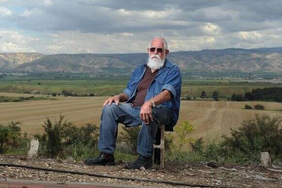 שמעון כהנר (קצ'ה) | ראובן קסטרו שמעון כהנר (קצ'ה) | ראובן קסטרו