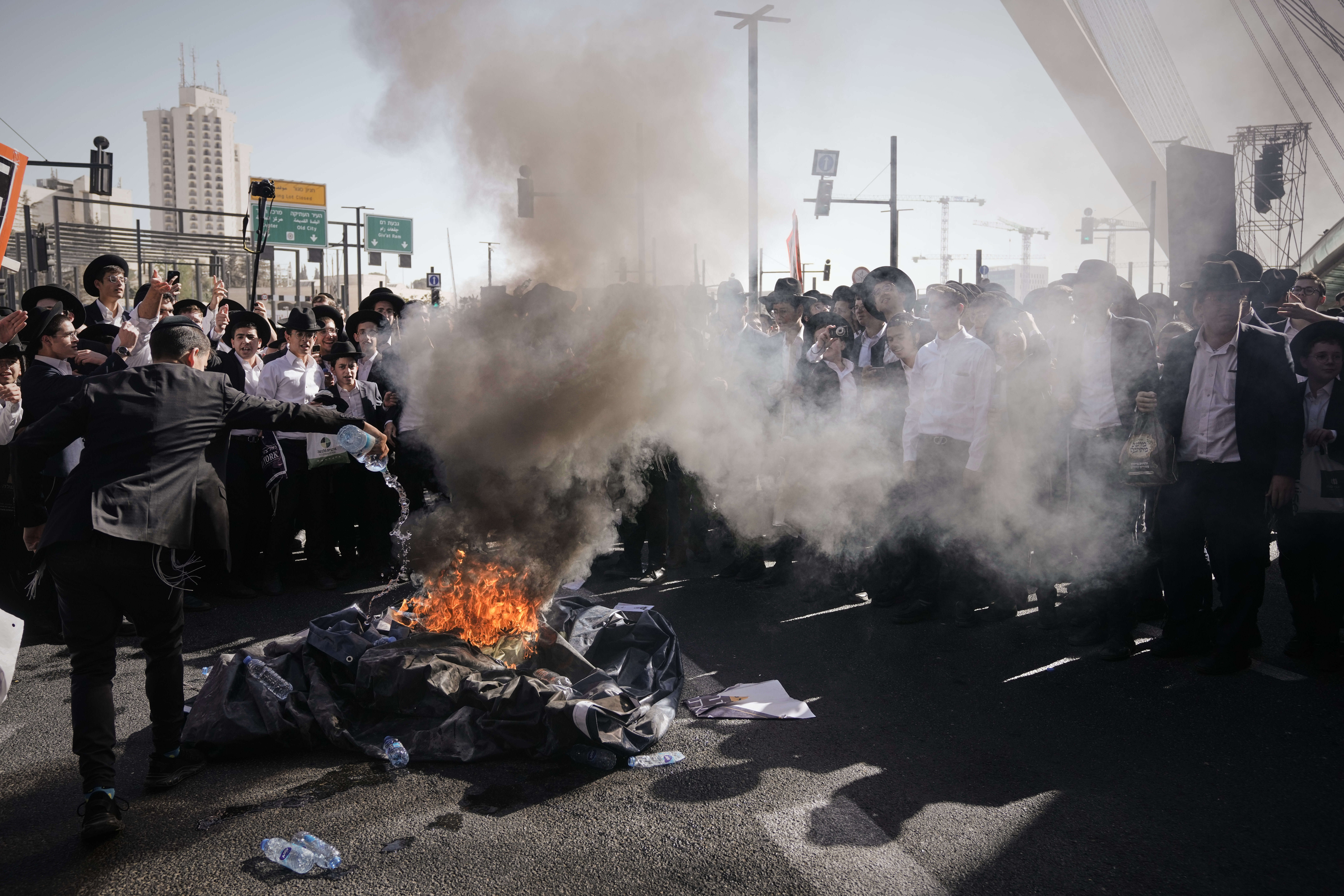לא מצאנו היתר הלכתי להיהרג כדי לעבור על מצווה