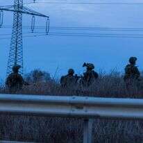 "אם אחד המחבלים היה עובר את גדר ההפרדה, זהו, 
אנחנו לא היינו". הכוחות  בצומת יכיני, 7 באוקטובר | גטי אימג'ס