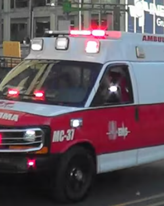 אמבולנס במקסיקו, אילוסטרציה | צילום מסך מיוטיוב אמבולנס במקסיקו, אילוסטרציה | צילום מסך מיוטיוב