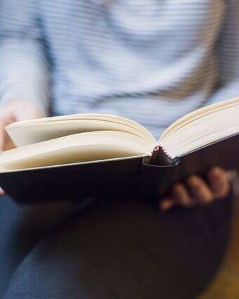 קריאת ספר | שאטרסטוק קריאת ספר | שאטרסטוק