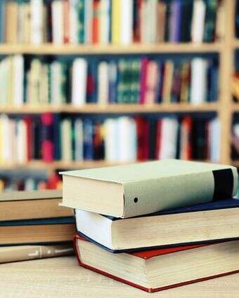 ספר | שאטרסטוק