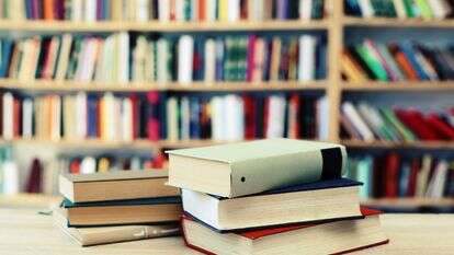 ספר | שאטרסטוק