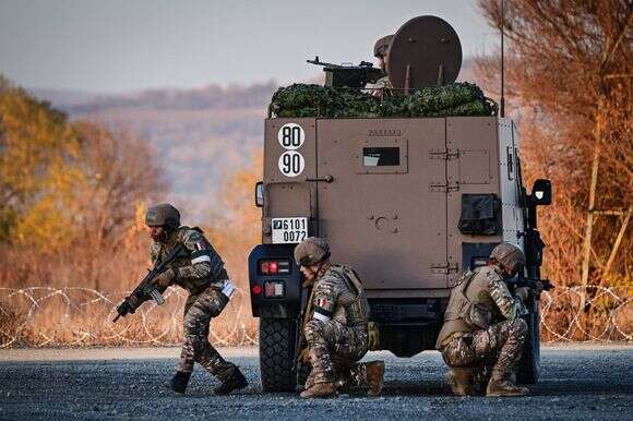 תרגיל "סתיו דאצ'יאני", של כוחות נאט"ו שנערך ברומניה | Daniel MIHAILESCU / AFP תרגיל "סתיו דאצ'יאני", של כוחות נאט"ו שנערך ברומניה | Daniel MIHAILESCU / AFP