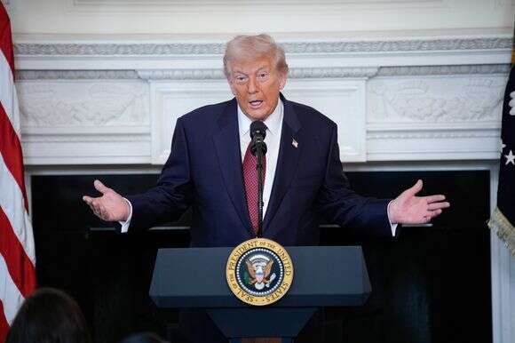 טראמפ, היום | EPA/YURI GRIPAS / POOL