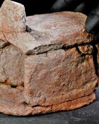 דגם מקדש כנעני שהתגלה בחפירה | אמיל אלגם, רשות העתיקות דגם מקדש כנעני שהתגלה בחפירה | אמיל אלגם, רשות העתיקות